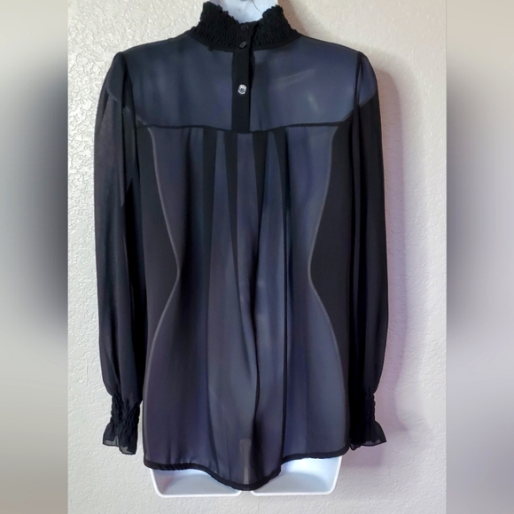 Boohoo Black Sheer Long  Sleeve Smocked Cuff &  Mock Neck Blouse Size 8 - Picture 8 of 9